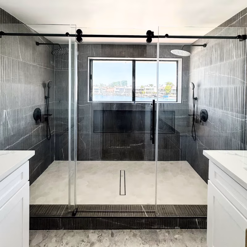 67f4af1466a6454519d2d8a9_Large Shower Door